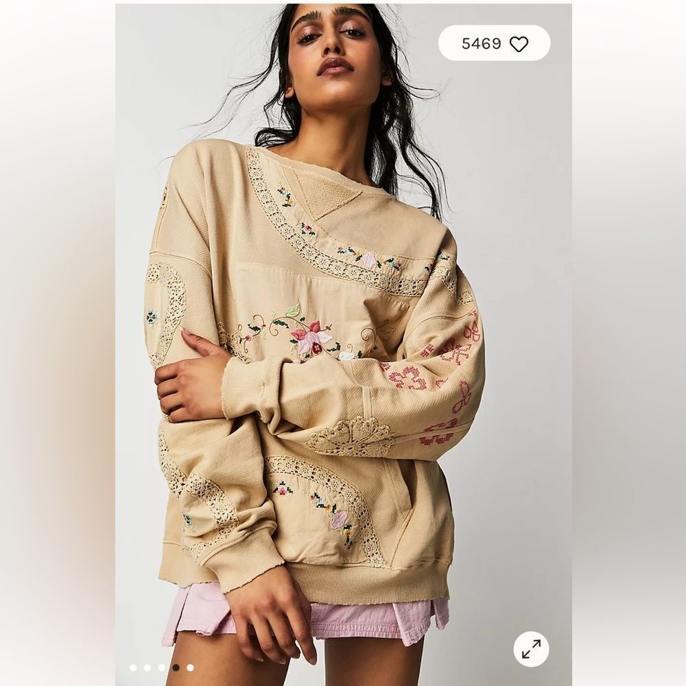Free People Grams Attic Sweatshirt size Medium Ivory